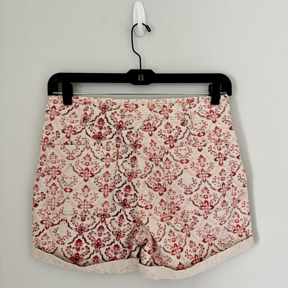 Anthropologie Pilcro The Wanderer
Floral Shorts - Picture 6 of 9